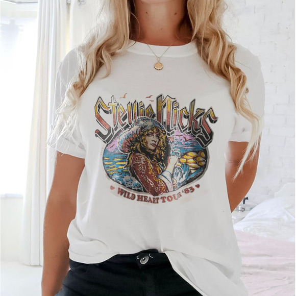 Stevie Nicks Wild Heart Tour 83 Tshirt Stevie Nicks Tee Shirt For Fans - Picture 1 of 4
